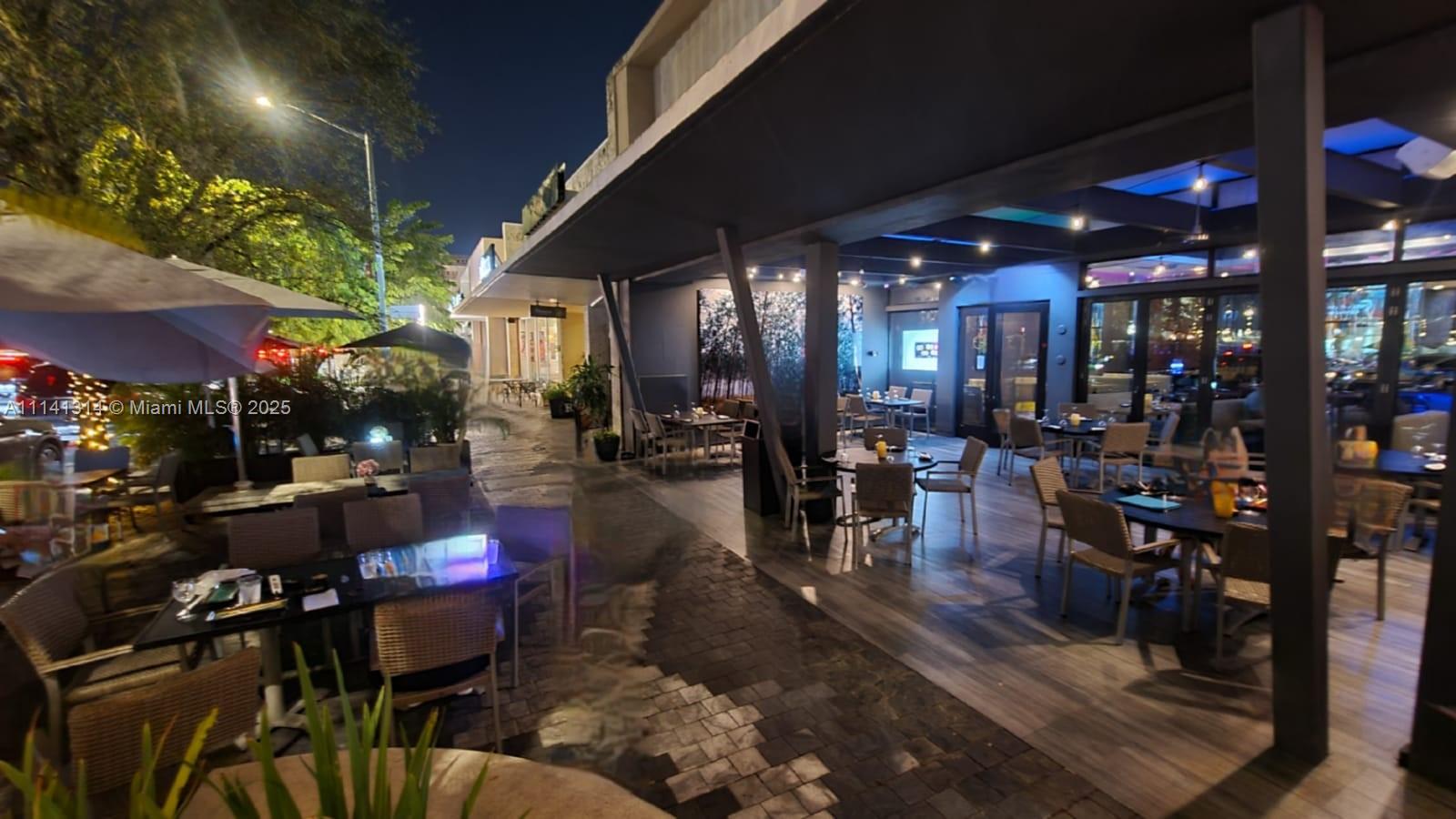 Ver detalles / sq. ft. $ 2025-10-01 0 foto