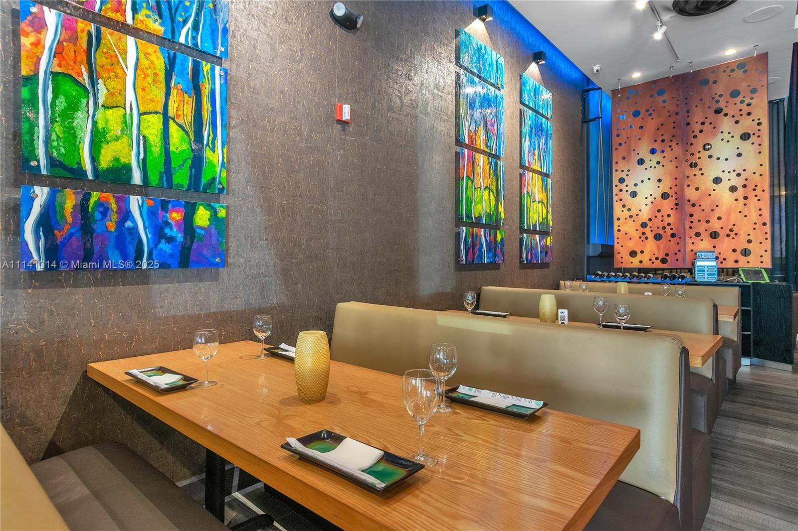 Ver detalles / sq. ft. $ 2025-10-01 0 foto