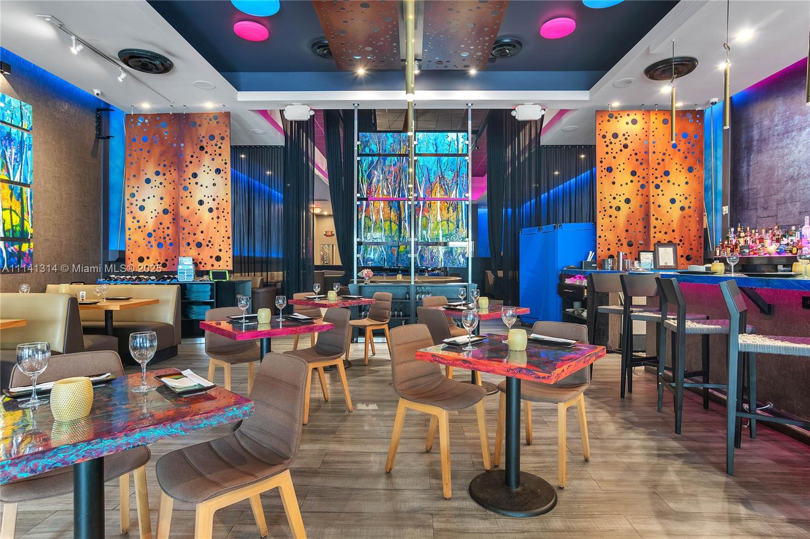 Ver detalles / sq. ft. $ 2025-10-01 0 foto