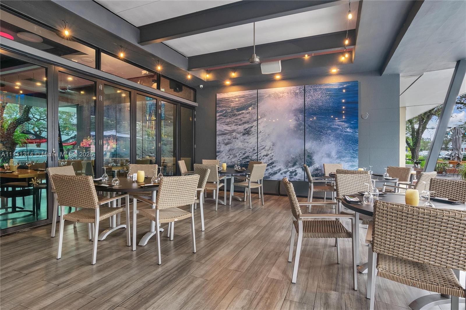 Ver detalles / sq. ft. $ 2025-10-01 0 foto