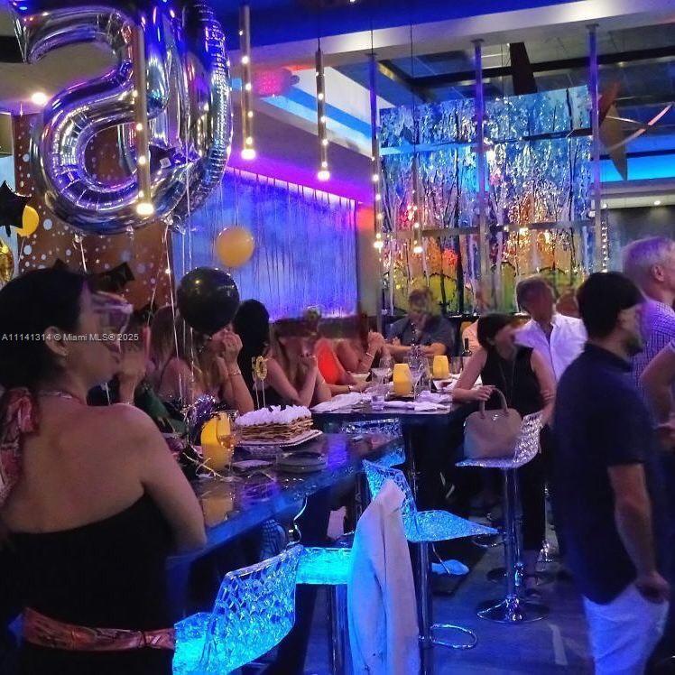 Ver detalles / sq. ft. $ 2025-10-01 0 foto