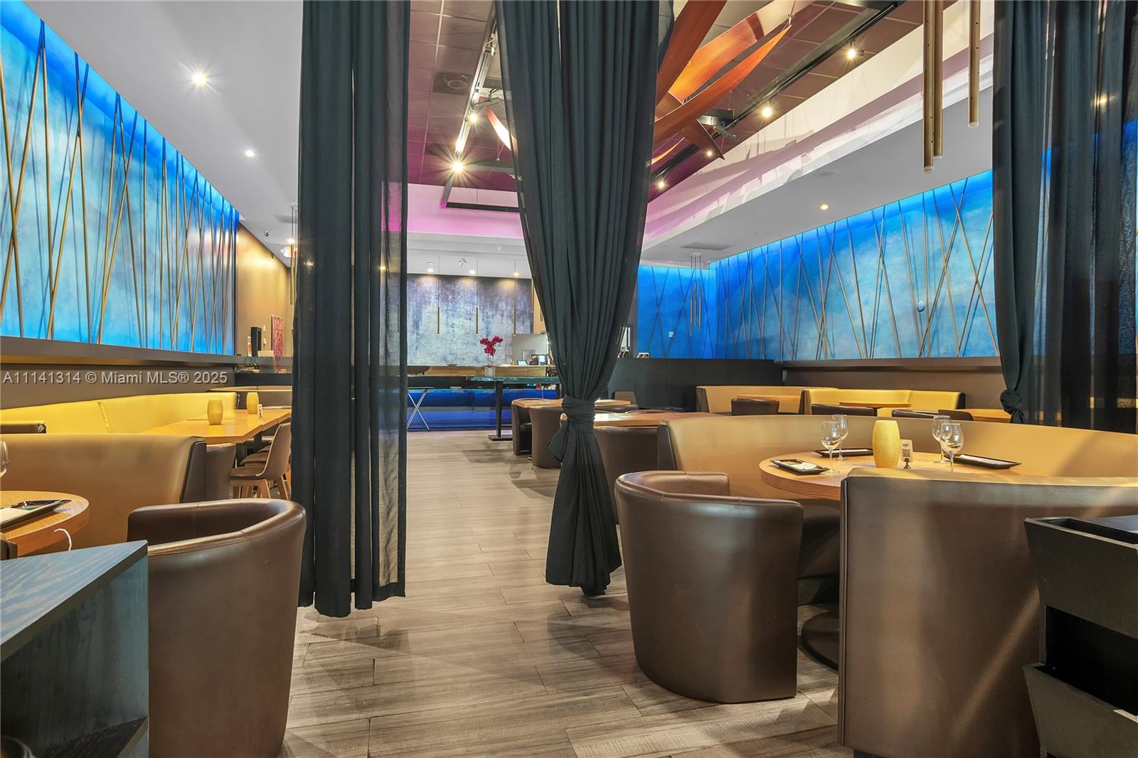 Ver detalles / sq. ft. $ 2025-10-01 0 foto