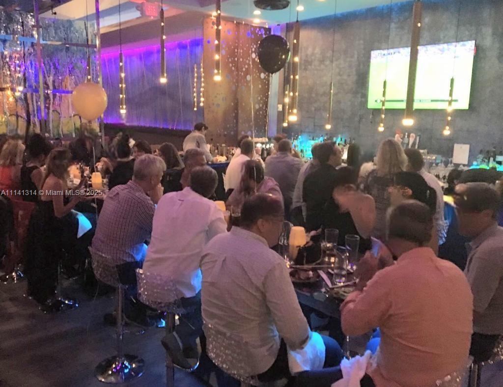 Ver detalles / sq. ft. $ 2025-10-01 0 foto