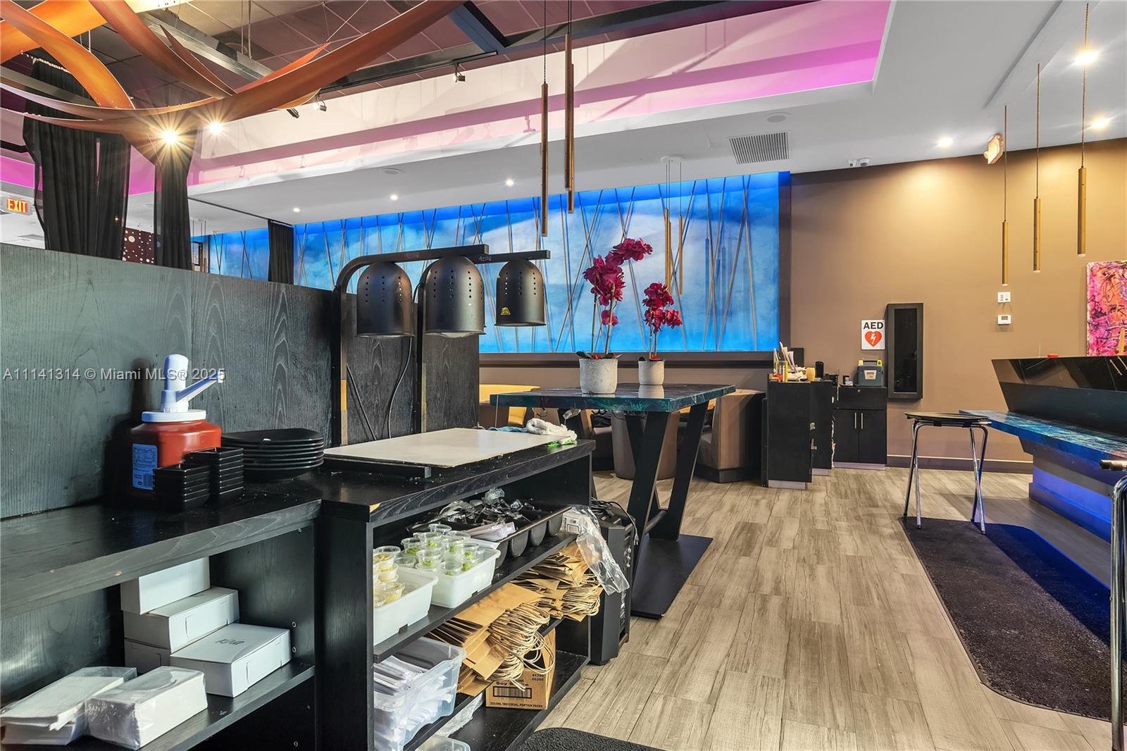 Ver detalles / sq. ft. $ 2025-10-01 0 foto