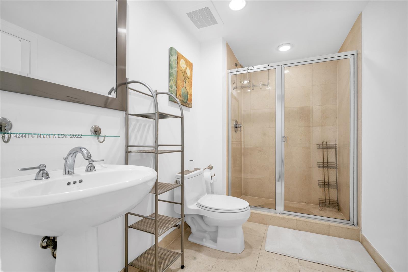 See details 2010 2 / 2 1337 sq. ft. $ 2022-10-24 0 Photo
