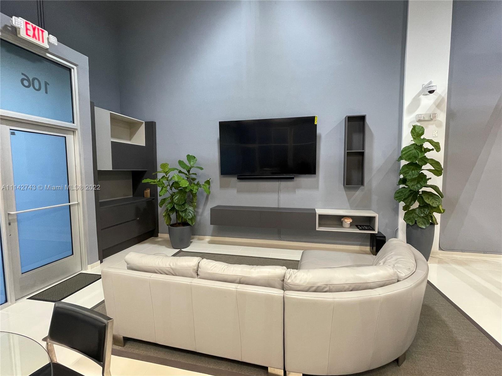 See details 106 / sq. ft. $ 2022-01-05 0 Photo