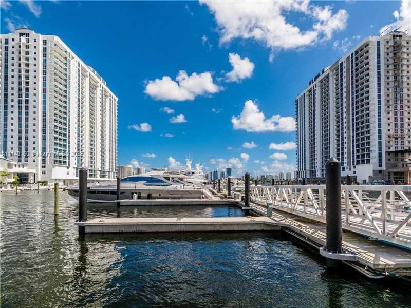 Photo 1 of Biscayne Blvd