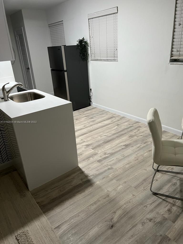 See details / sq. ft. $ 2023-01-20 0 Photo