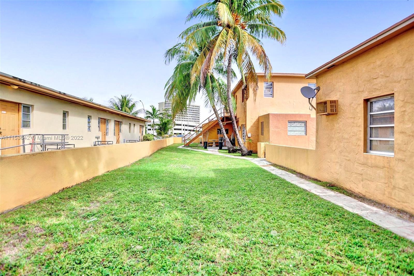See details / sq. ft. $ 2022-08-03 0 Photo