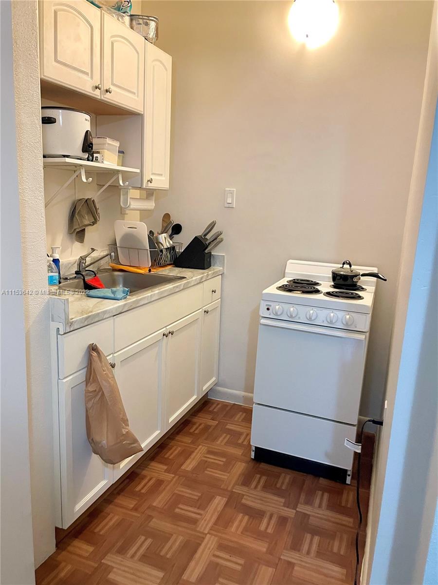 See details / sq. ft. $ 2022-08-03 0 Photo