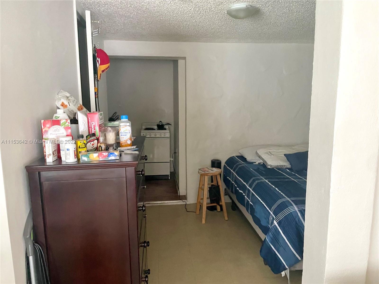 See details / sq. ft. $ 2022-08-03 0 Photo