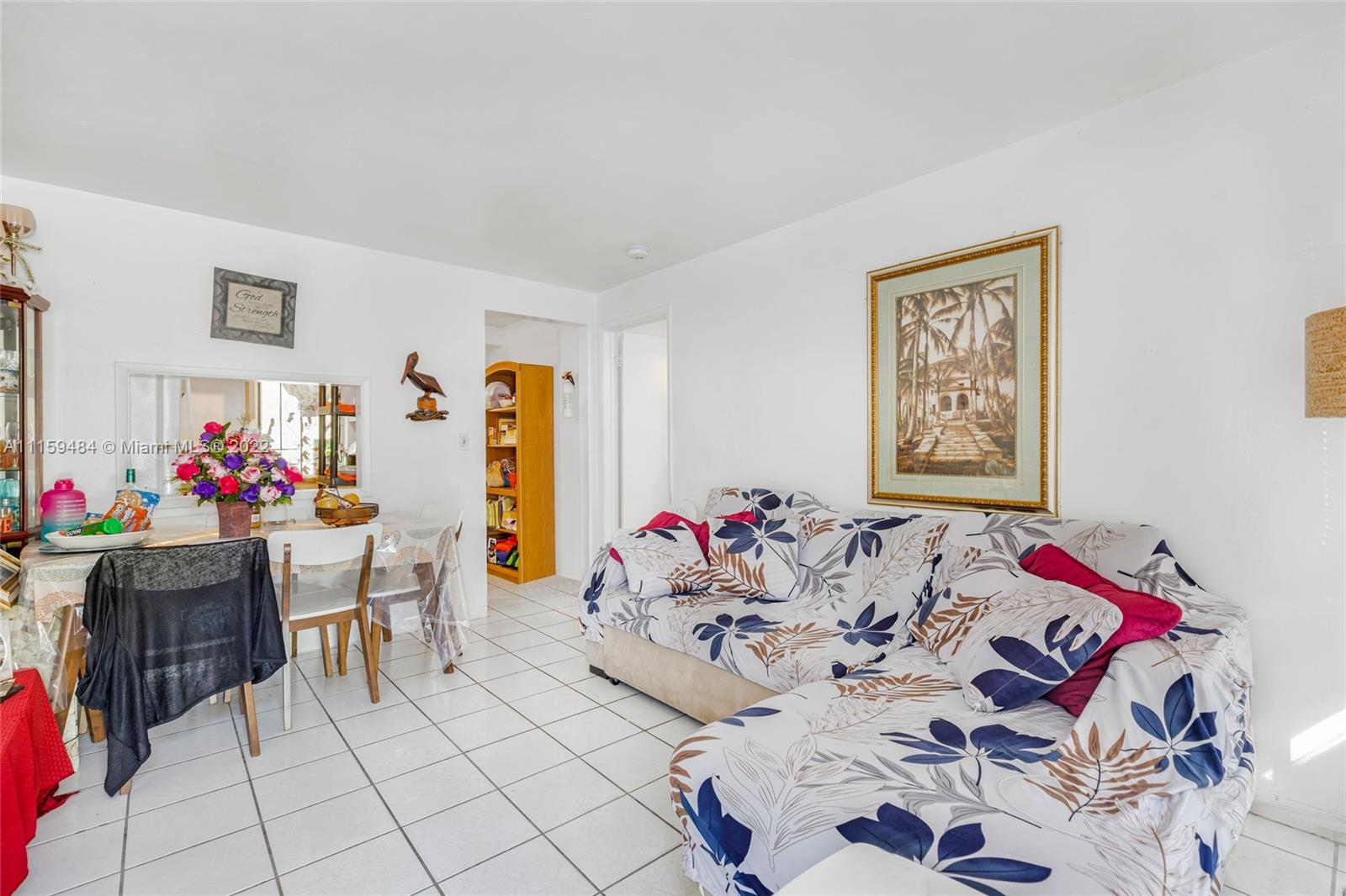 See details / 1969 sq. ft. $ 2022-04-14 0 Photo