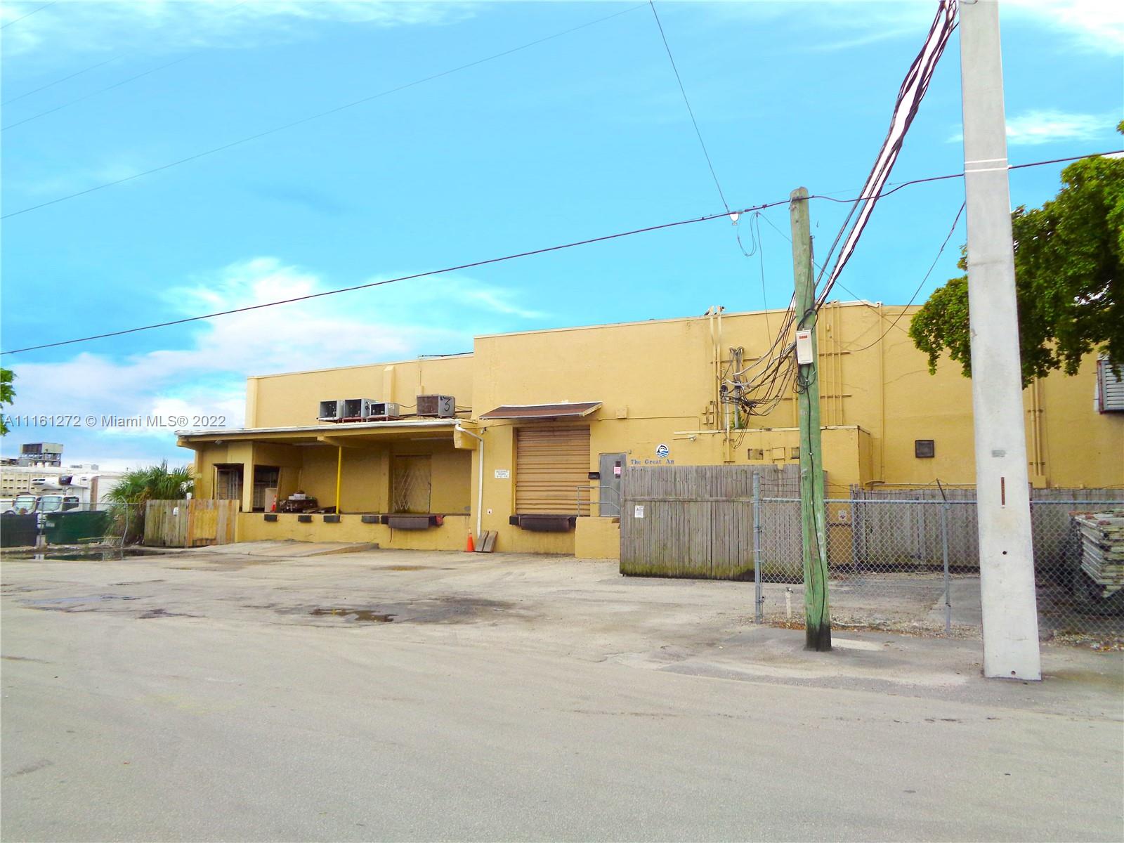 See details B & C / sq. ft. $ 2022-11-03 0 Photo