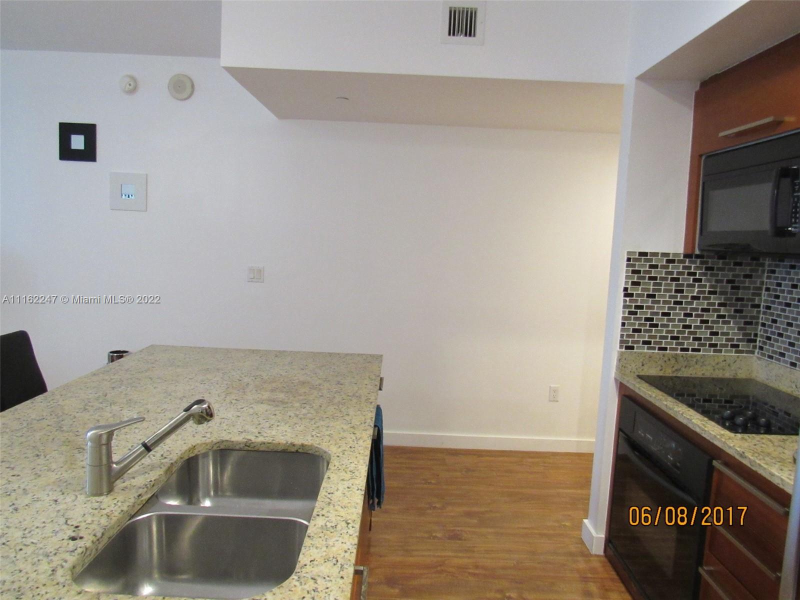 Ver detalles 1509 1 / 1 844 sq. ft. $ 2022-08-11 0 foto