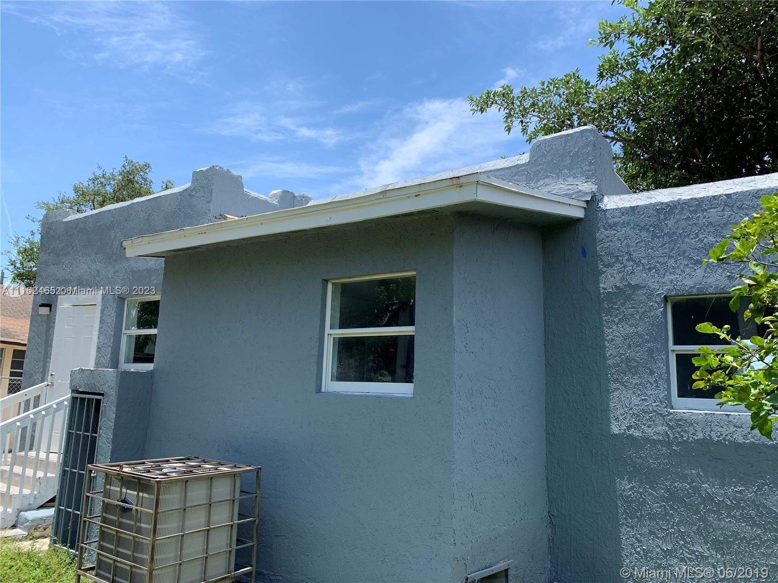See details / 1089 sq. ft. $ 2022-02-17 0 Photo
