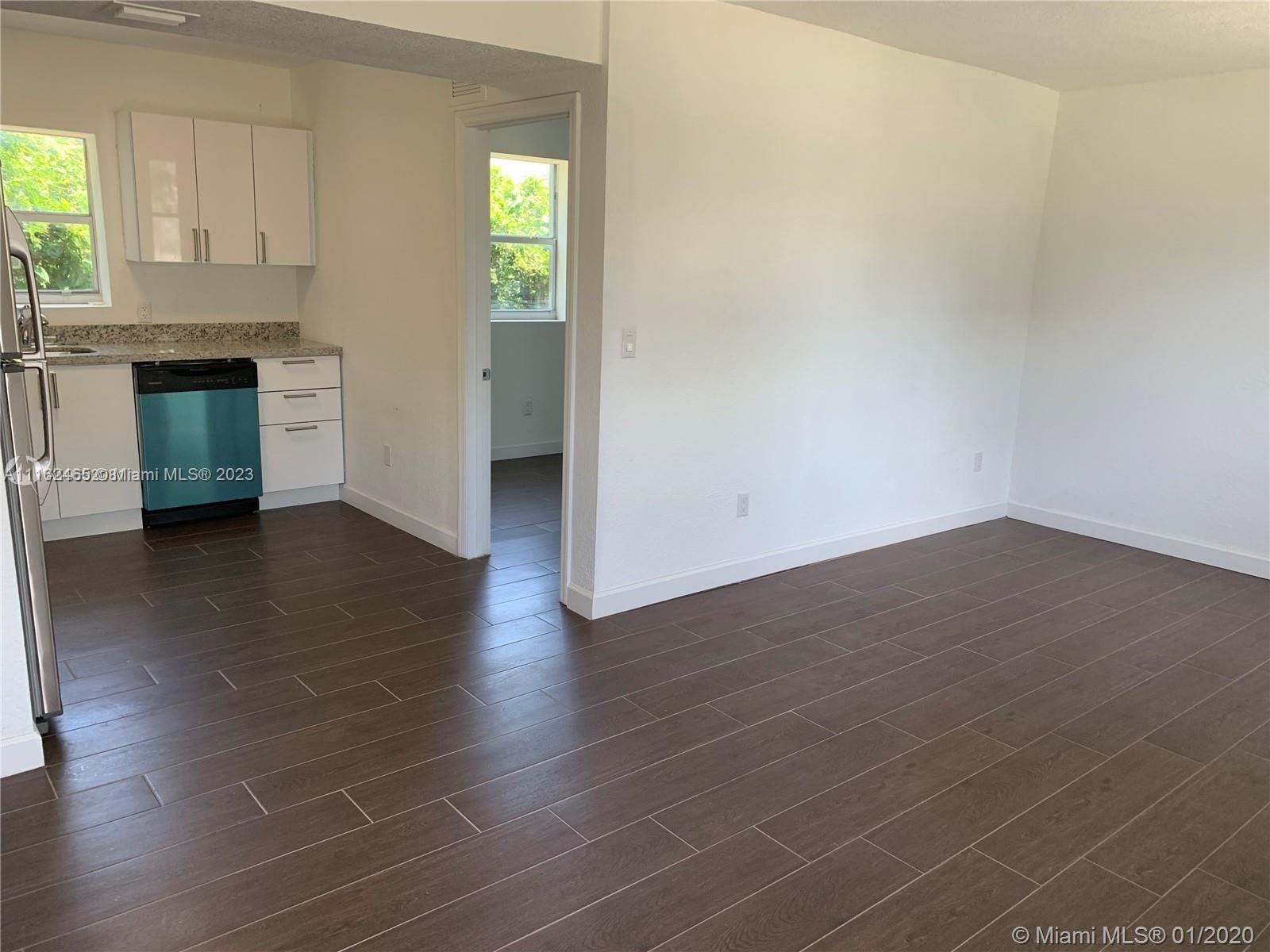 See details / 1089 sq. ft. $ 2022-02-17 0 Photo