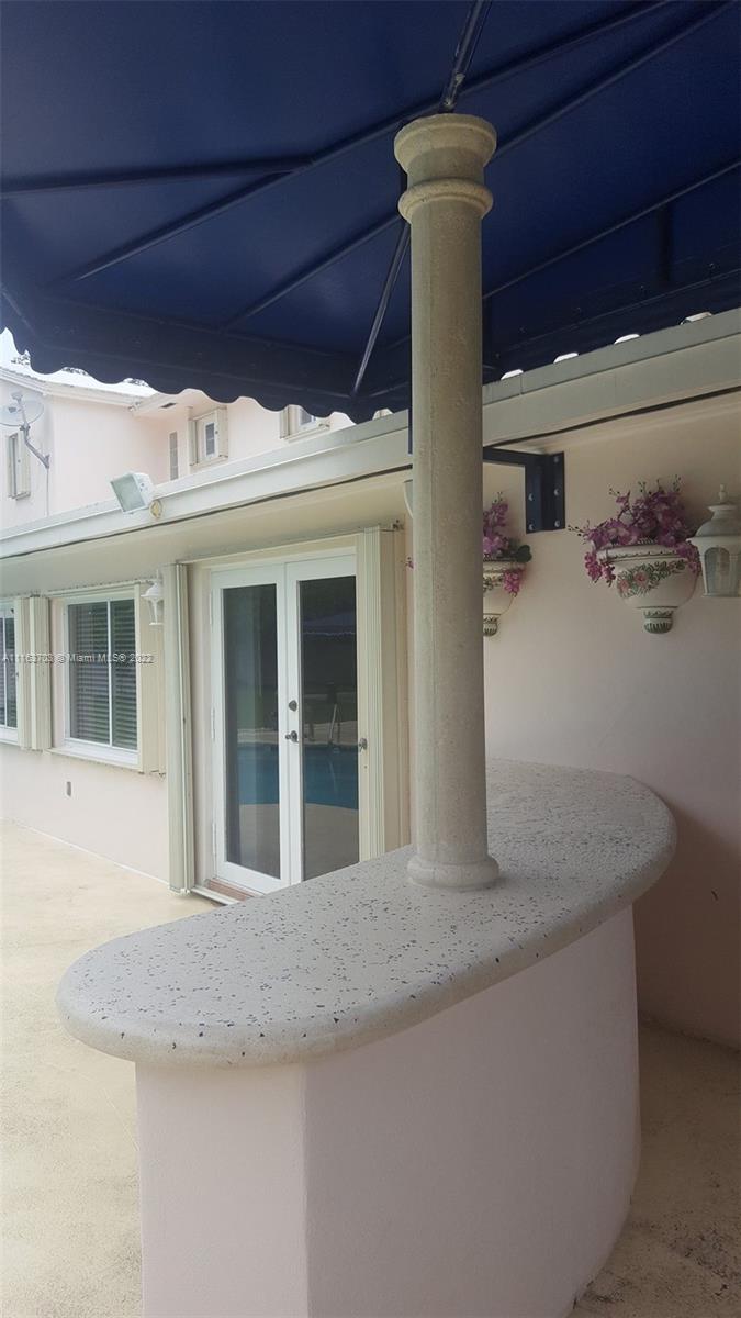 See details / sq. ft. $ 2022-05-04 0 Photo