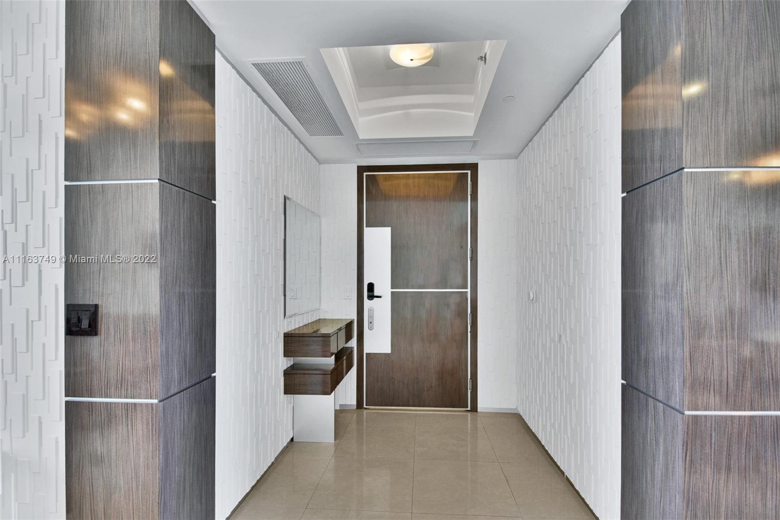 See details 2704 3 / 3 2536 sq. ft. $ 2022-02-21 0 Photo