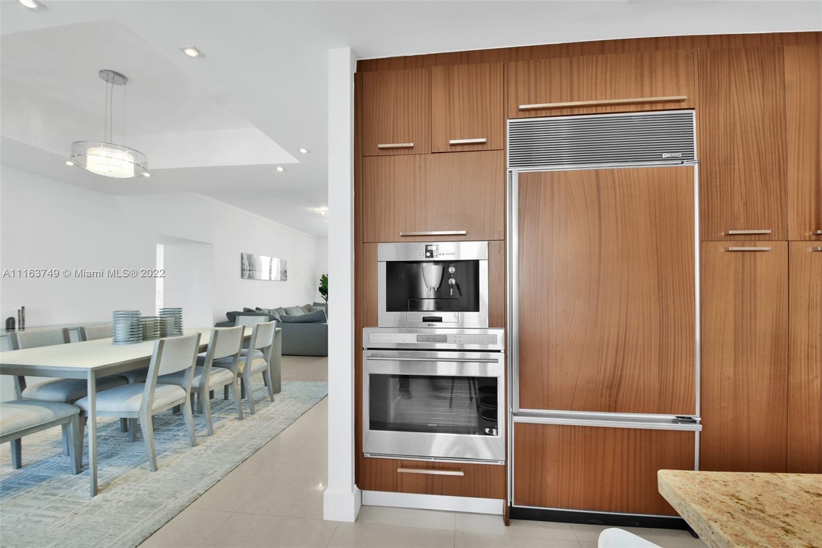 See details 2704 3 / 3 2536 sq. ft. $ 2022-02-21 0 Photo