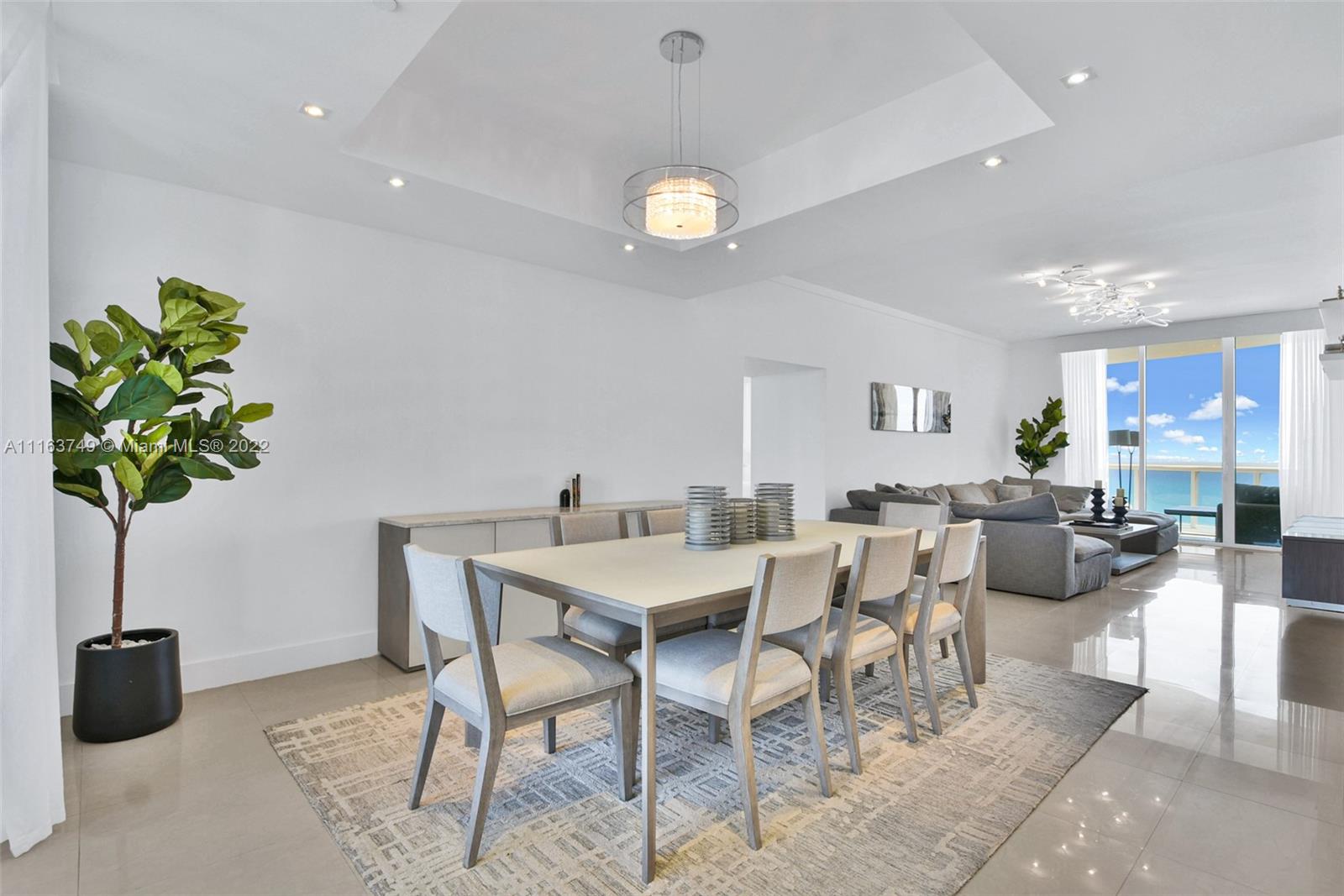 See details 2704 3 / 3 2536 sq. ft. $ 2022-02-21 0 Photo