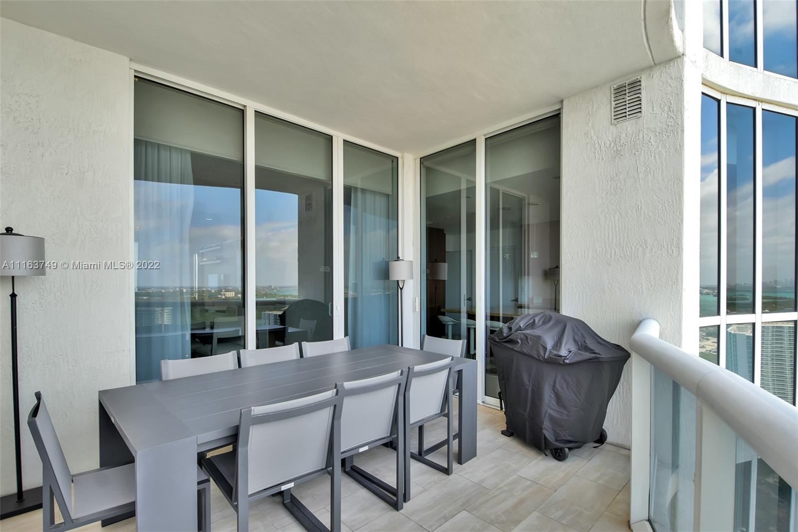 See details 2704 3 / 3 2536 sq. ft. $ 2022-02-21 0 Photo