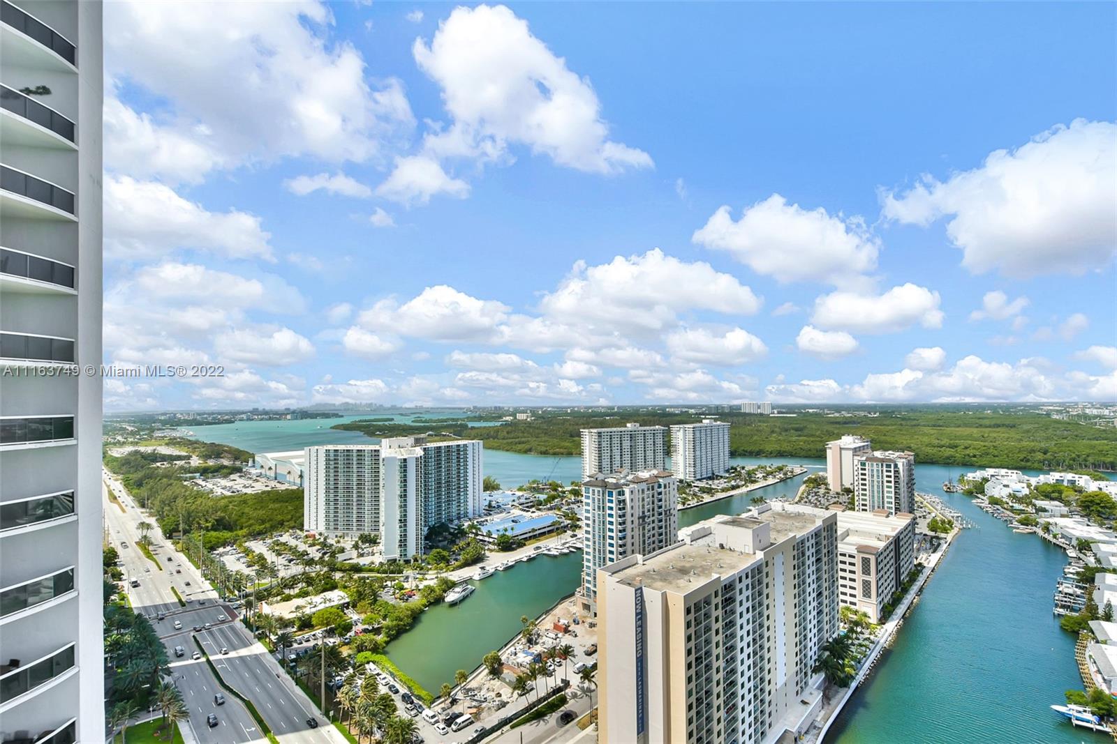 See details 2704 3 / 3 2536 sq. ft. $ 2022-02-21 0 Photo