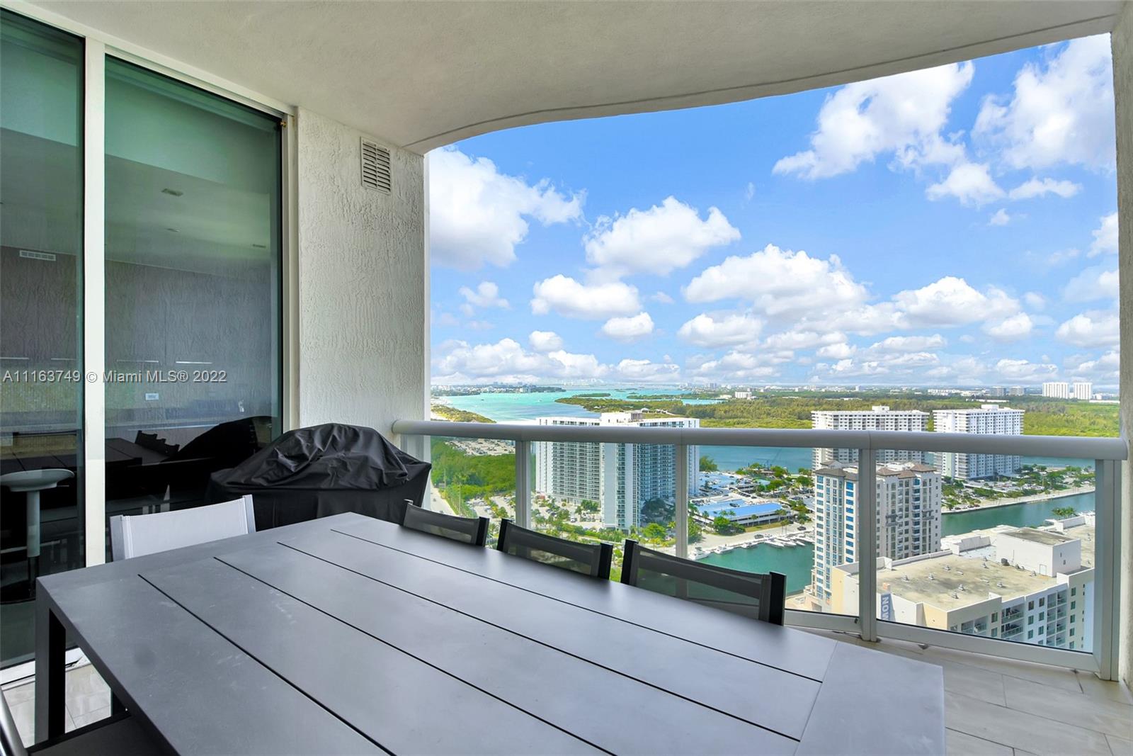 See details 2704 3 / 3 2536 sq. ft. $ 2022-02-21 0 Photo