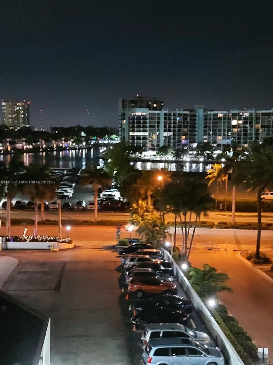 Photo of 3725 Ocean Dr #615, Hollywood, Florida, 33019 -