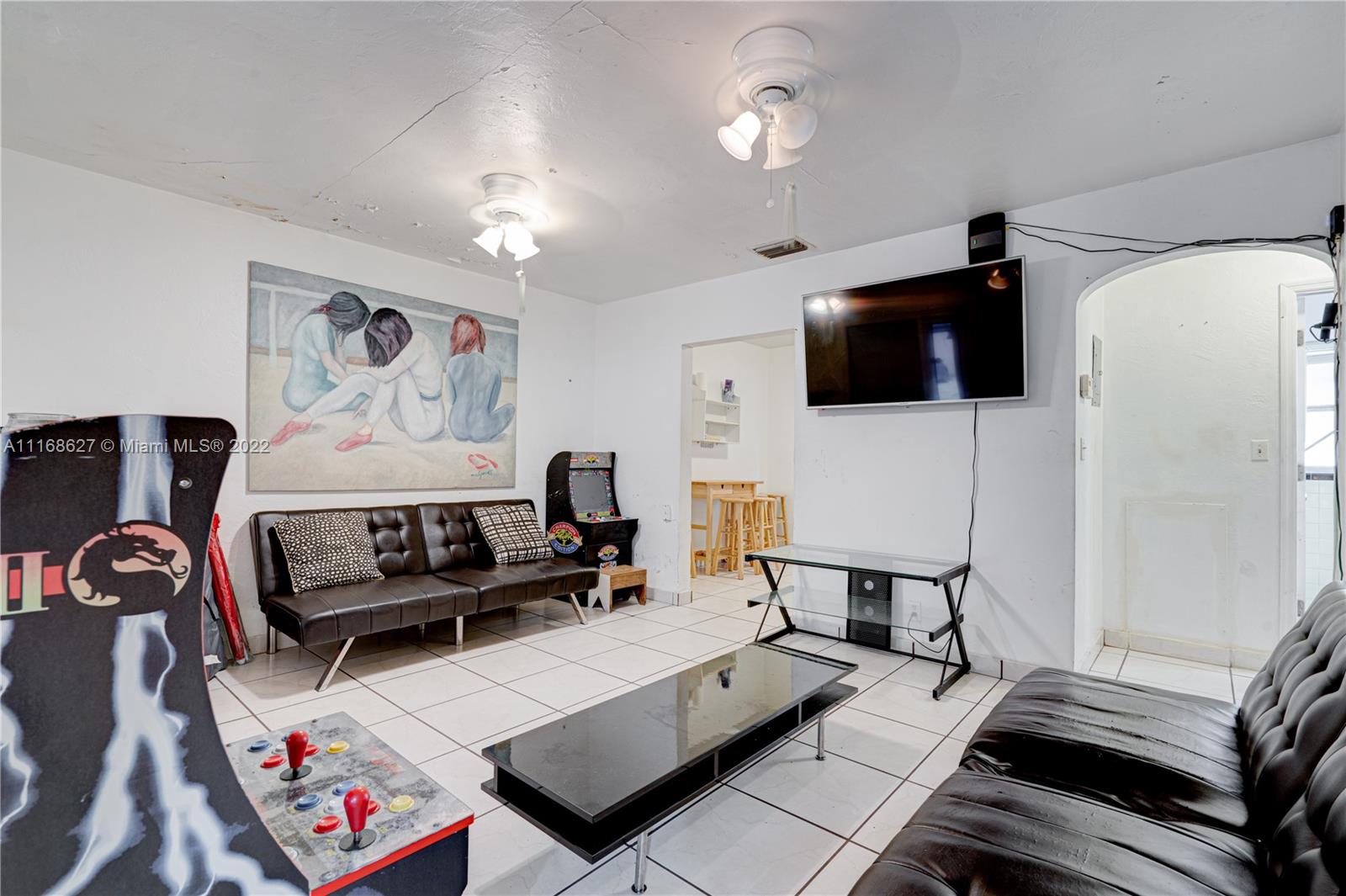 See details / 1496 sq. ft. $ 2022-03-02 0 Photo