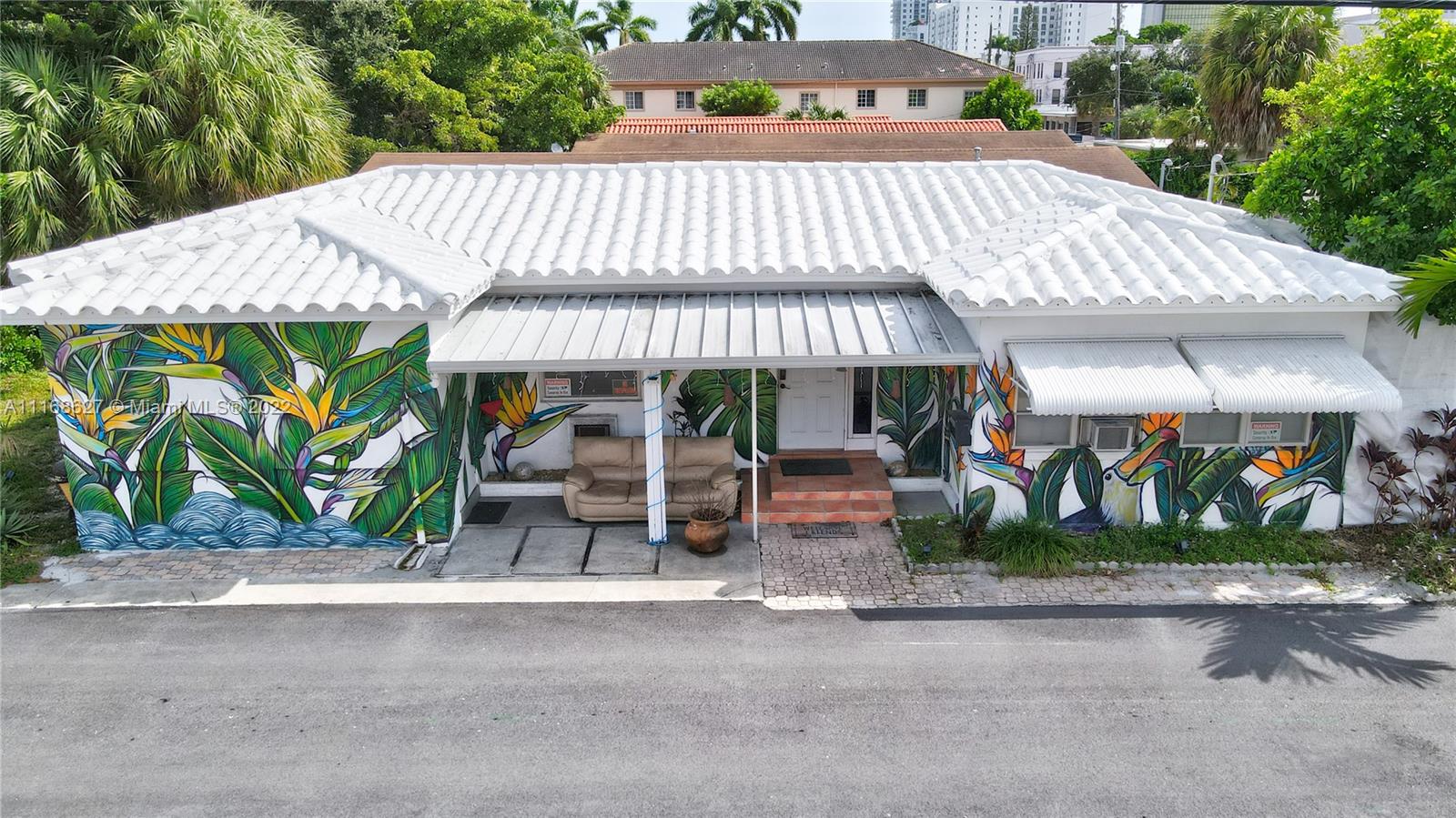See details / 1496 sq. ft. $ 2022-03-02 0 Photo