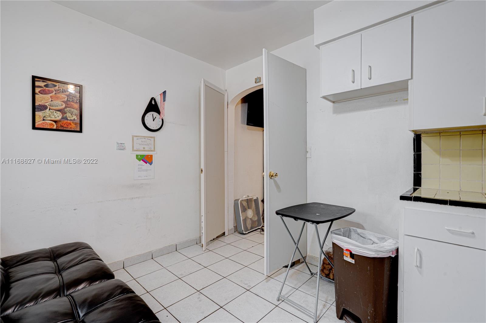 See details / 1496 sq. ft. $ 2022-03-02 0 Photo