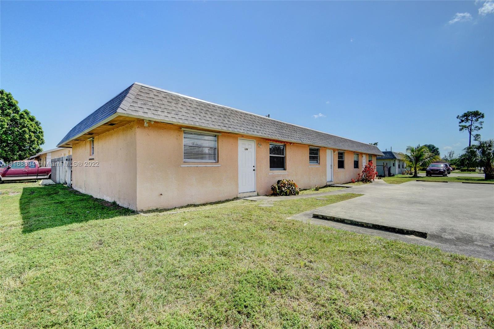 See details / 2310 sq. ft. $ 2022-11-16 0 Photo