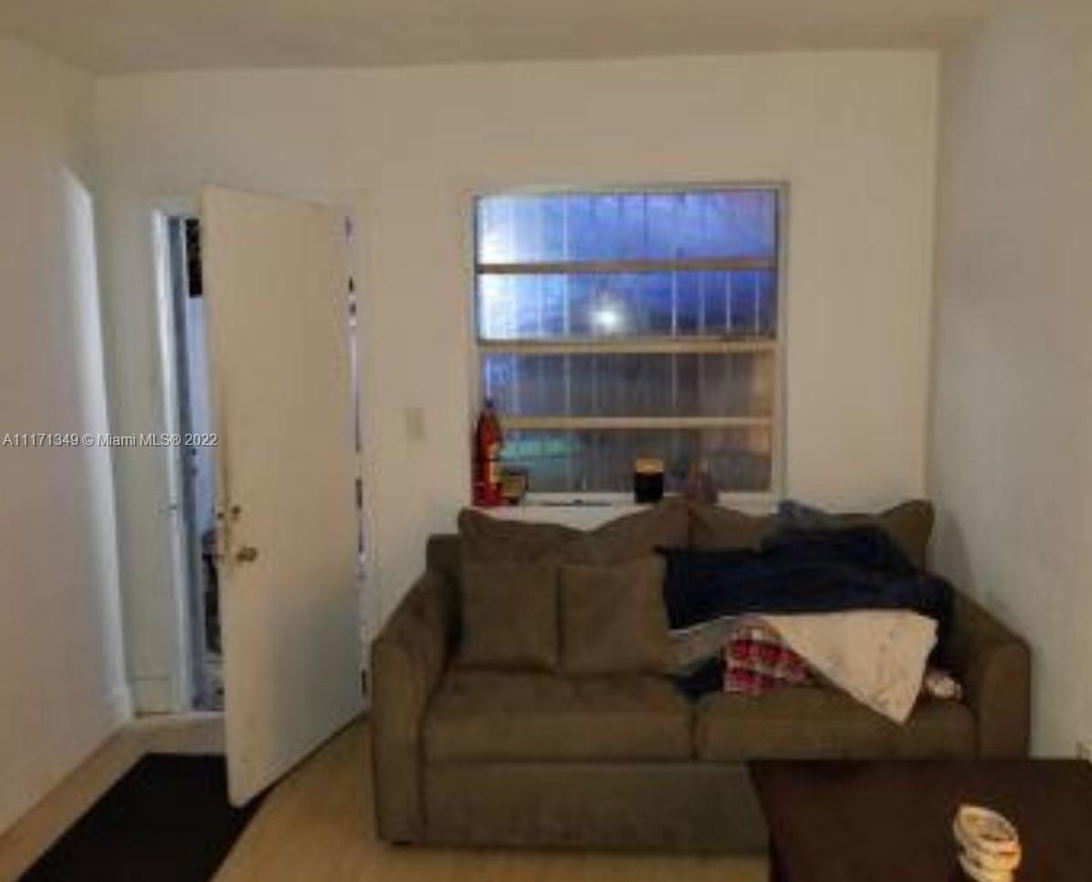 See details / 2250 sq. ft. $ 2022-03-08 0 Photo