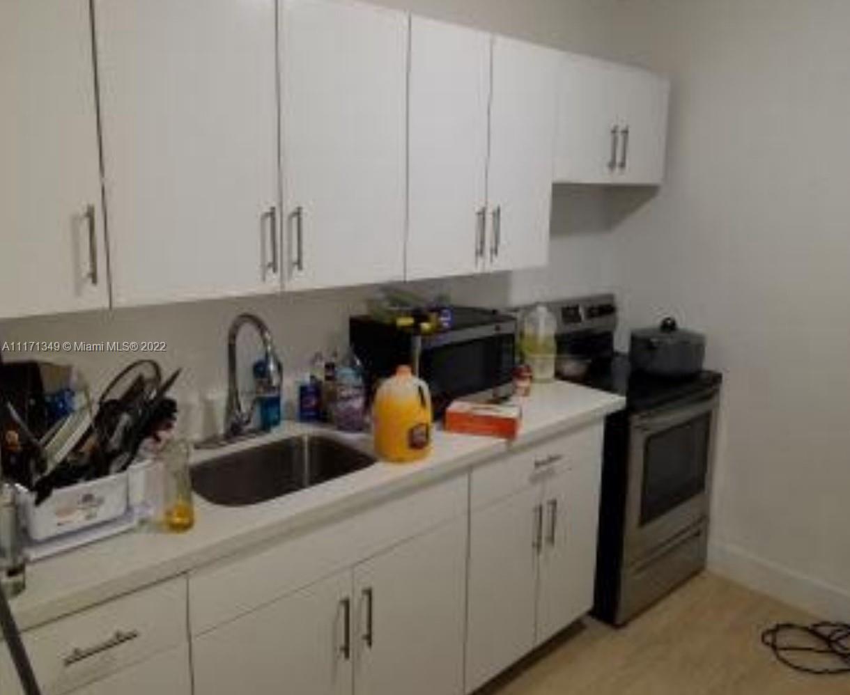 See details / 2250 sq. ft. $ 2022-03-08 0 Photo