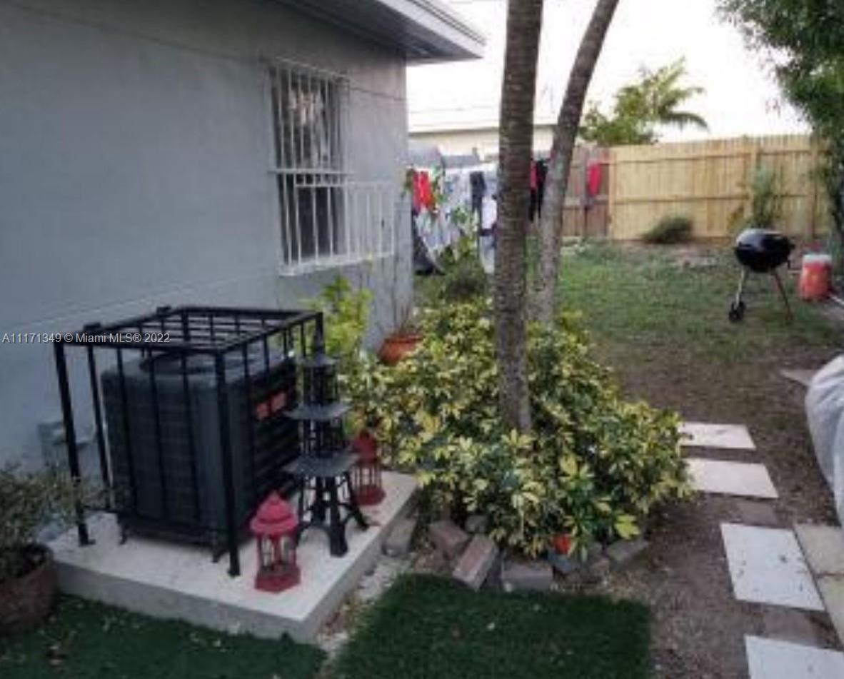 See details / 2250 sq. ft. $ 2022-03-08 0 Photo