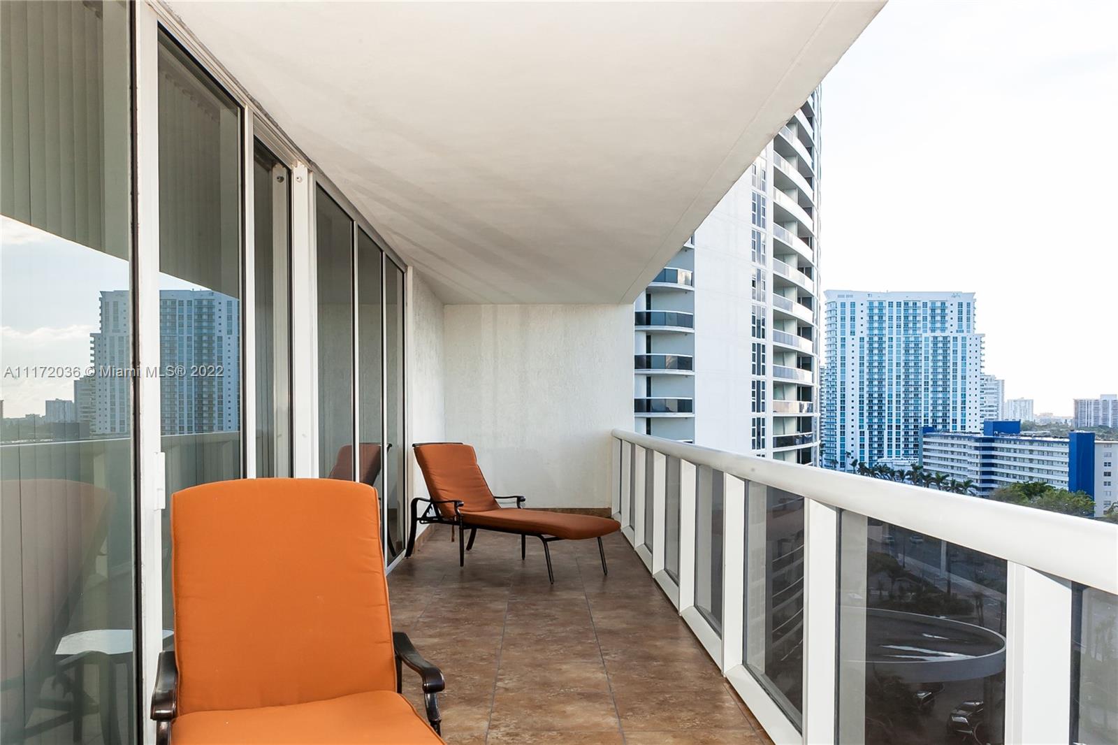 Ver detalles 1108 2 / 2 1458 sq. ft. $ 2022-08-16 0 foto