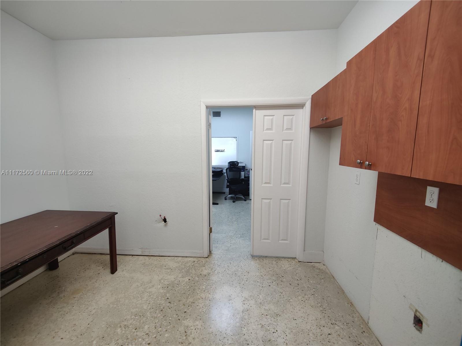 See details / sq. ft. $ 2022-10-13 0 Photo