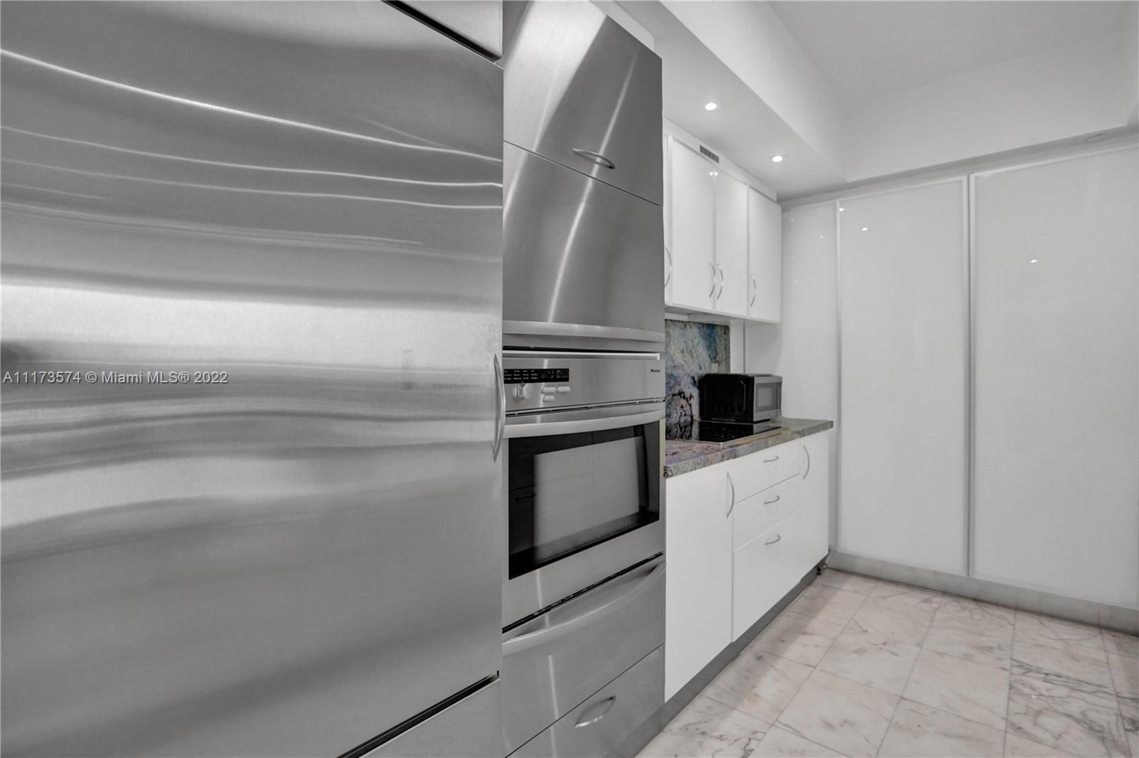 Photo of 450 Alton Rd #1703, Miami Beach, Florida, 33139 -