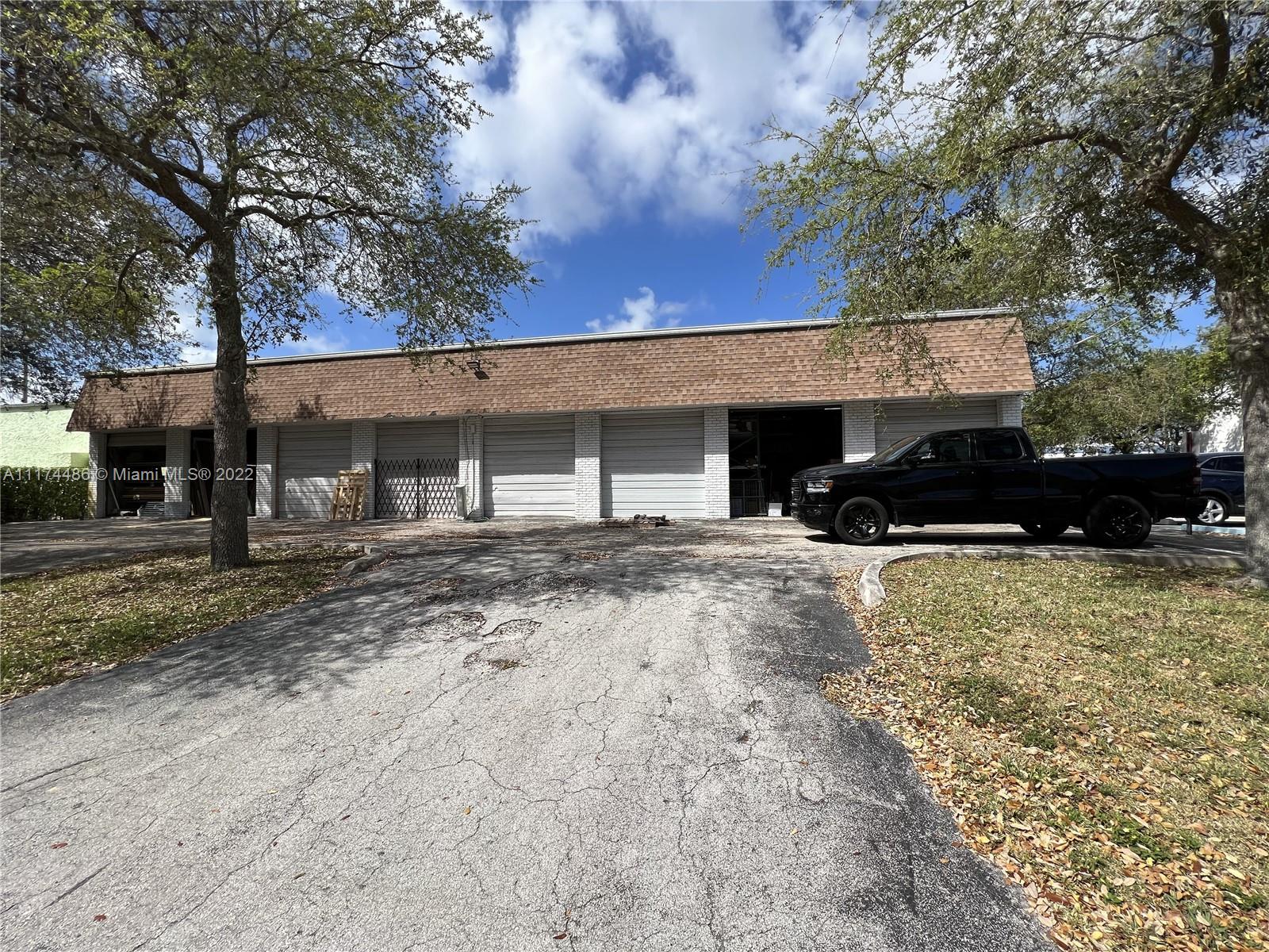 See details / sq. ft. $ 2022-03-15 0 Photo