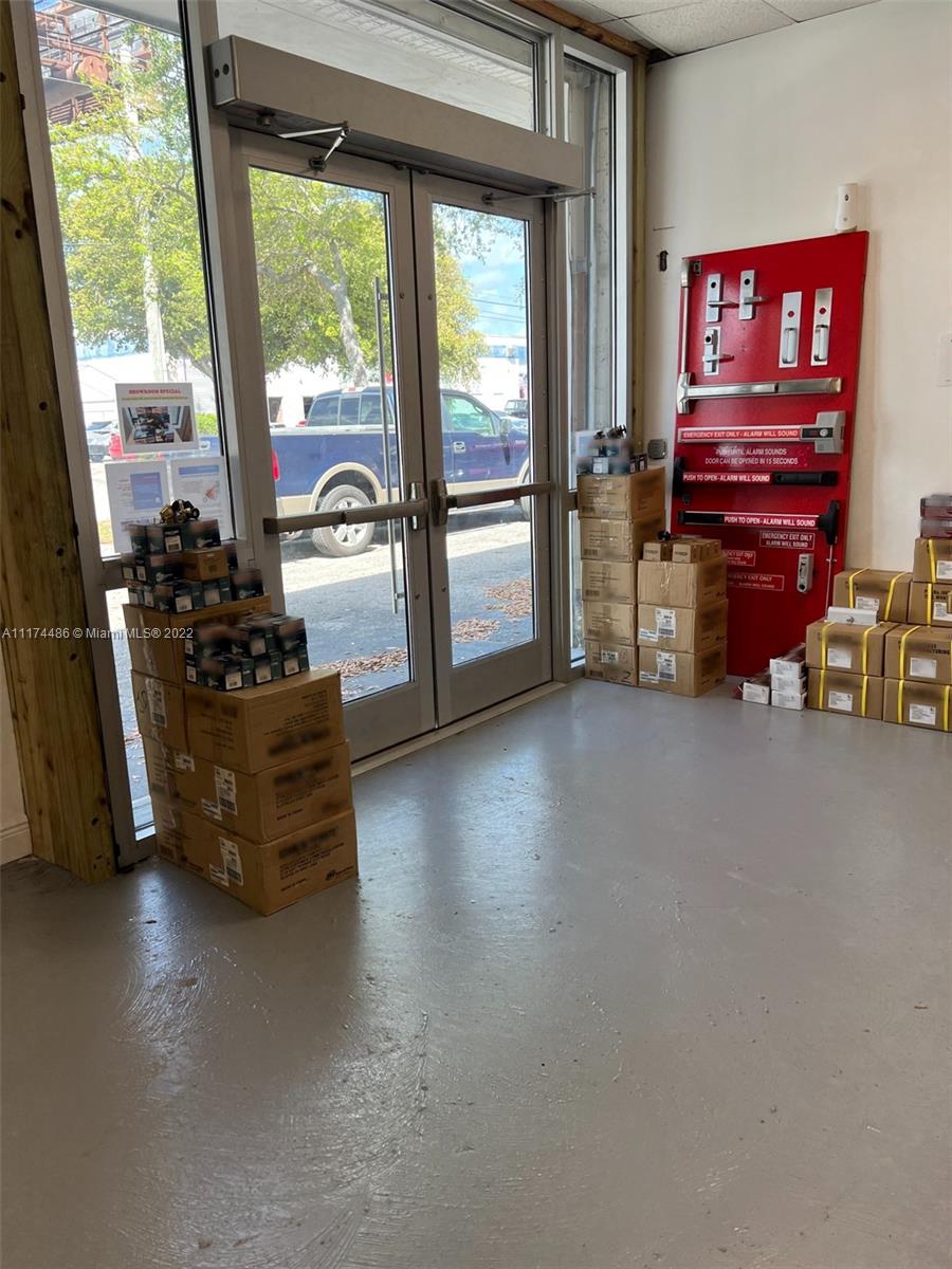 See details / sq. ft. $ 2022-03-15 0 Photo