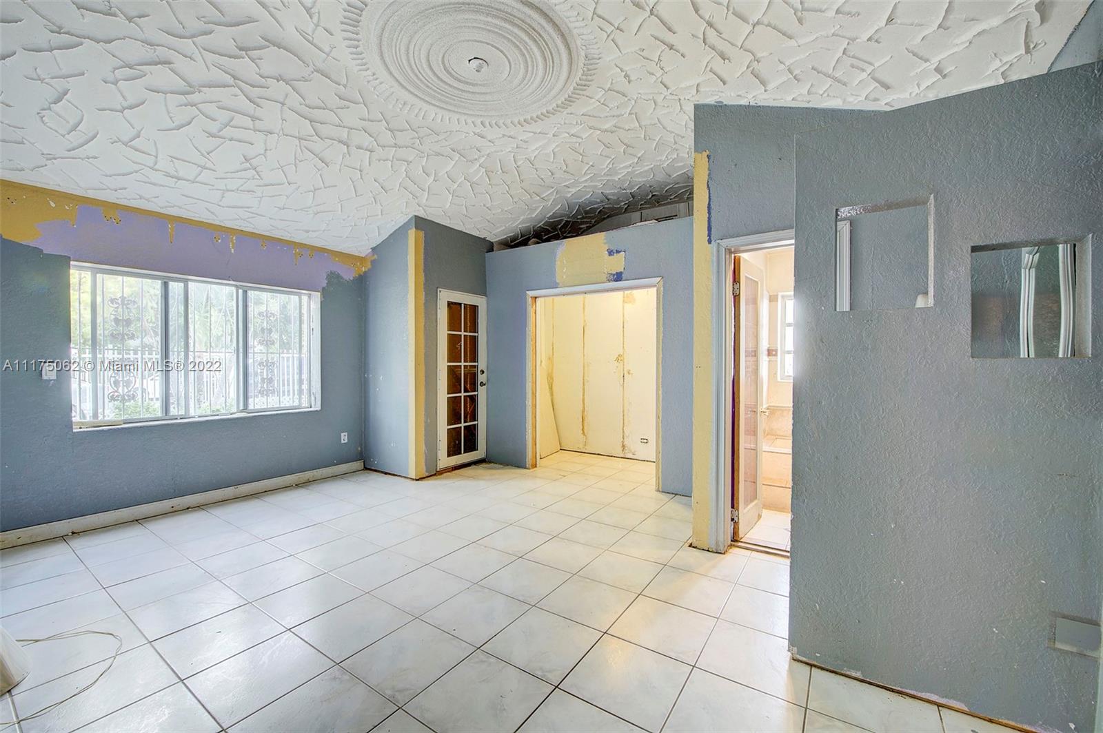 See details / 2044 sq. ft. $ 2022-11-15 0 Photo
