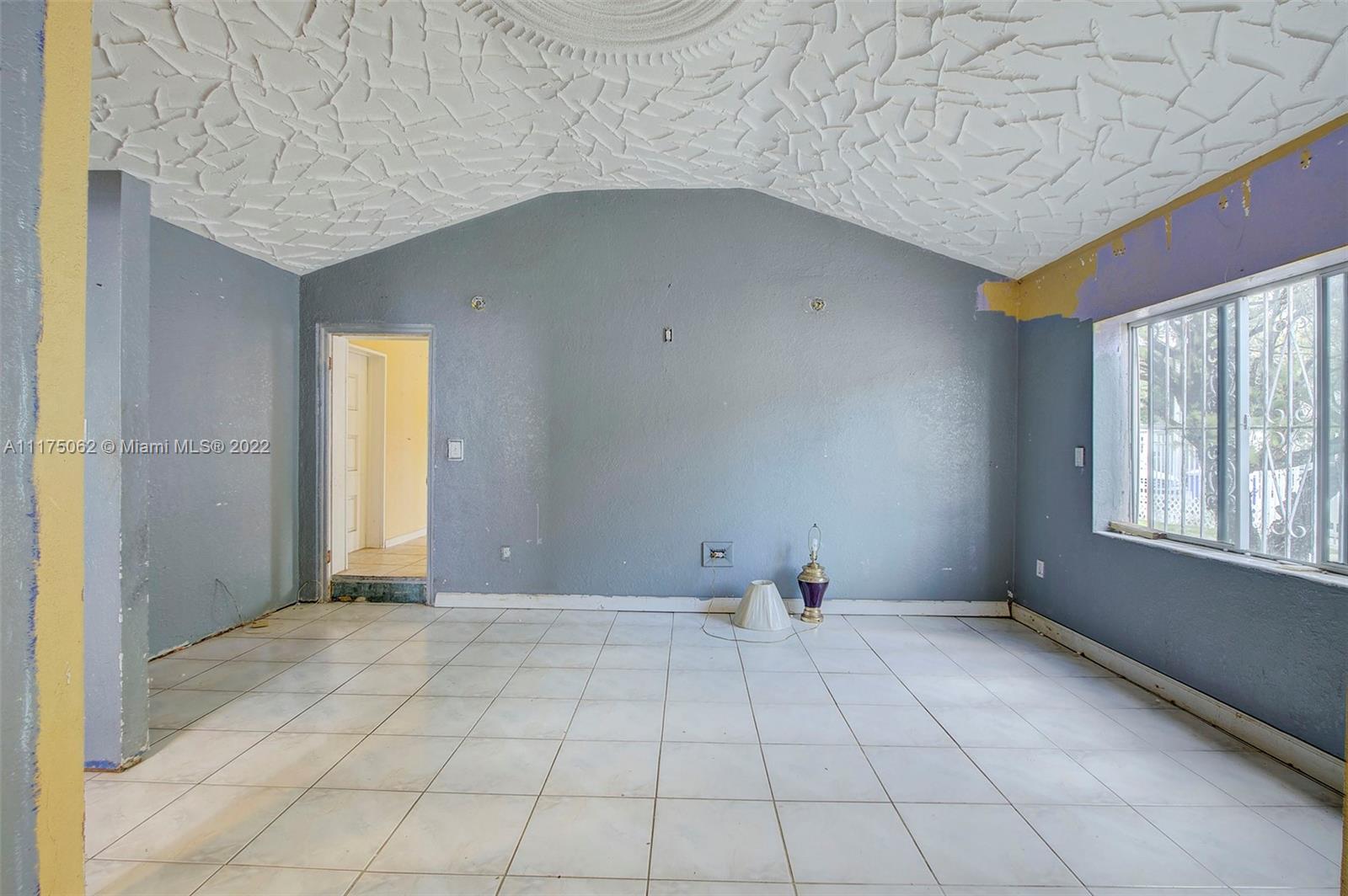 See details / 2044 sq. ft. $ 2022-11-15 0 Photo