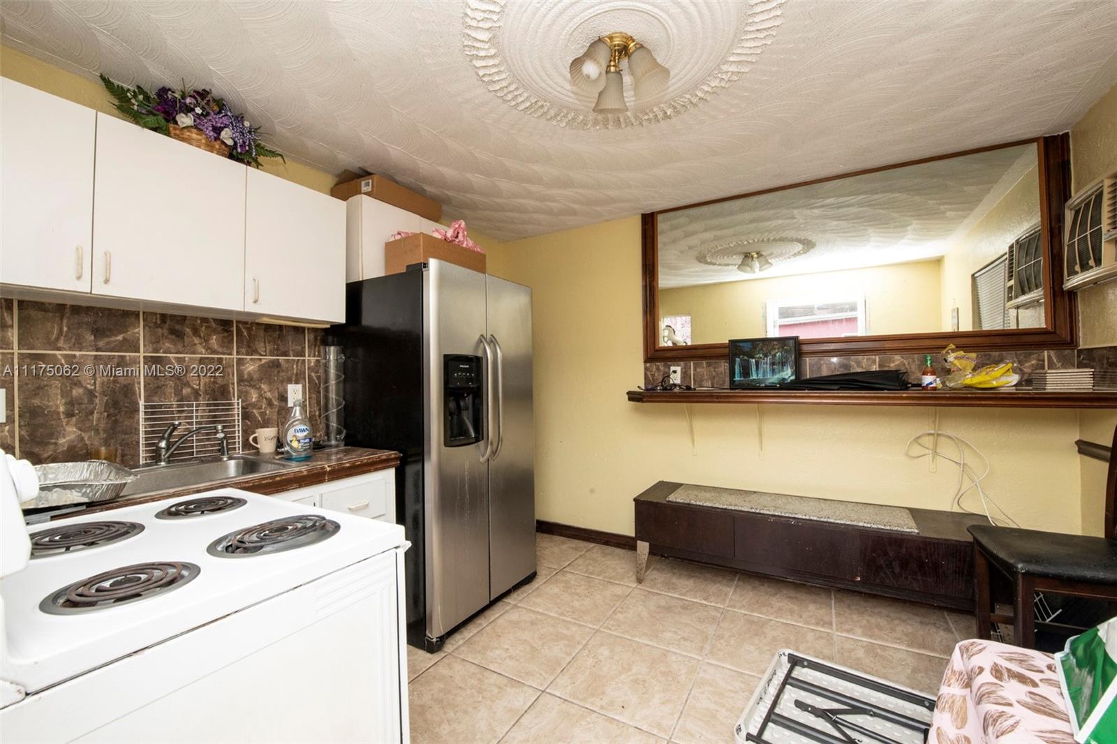 See details / 2044 sq. ft. $ 2022-11-15 0 Photo
