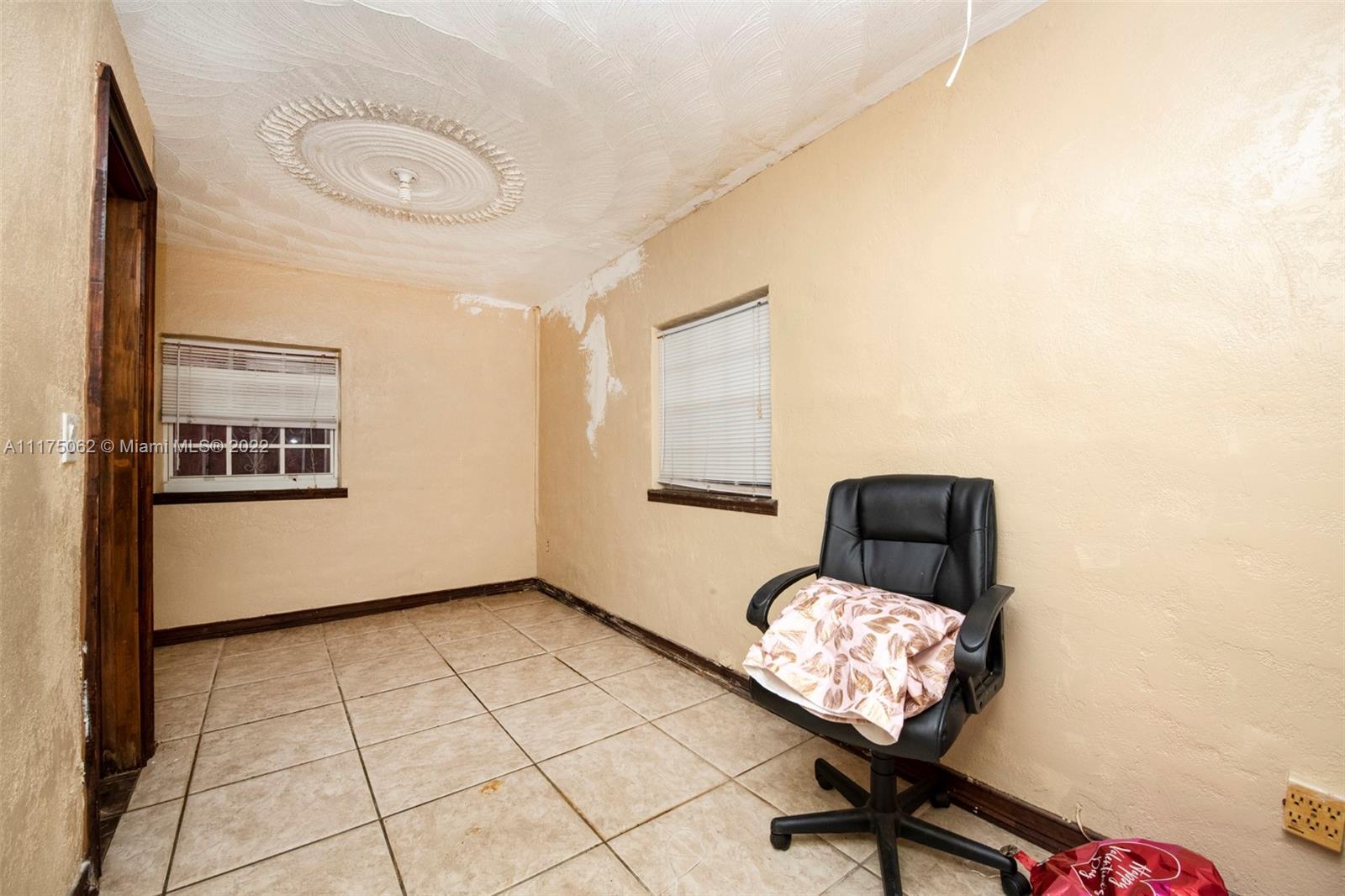 See details / 2044 sq. ft. $ 2022-11-15 0 Photo