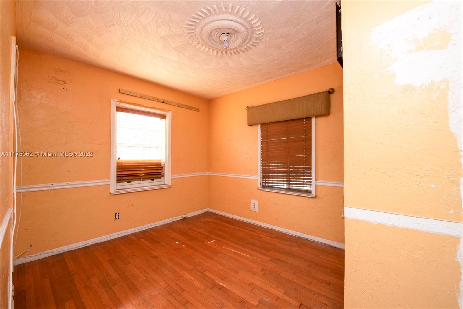 See details / 2044 sq. ft. $ 2022-11-15 0 Photo