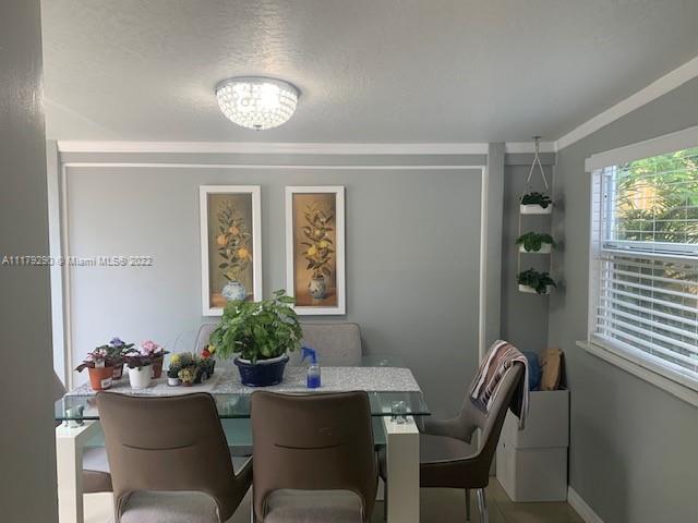 See details / 814 sq. ft. $ 2022-03-23 0 Photo