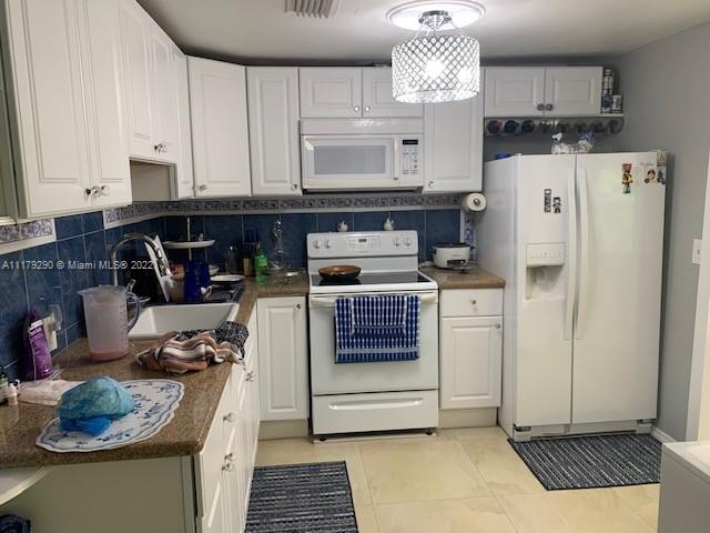 See details / 814 sq. ft. $ 2022-03-23 0 Photo