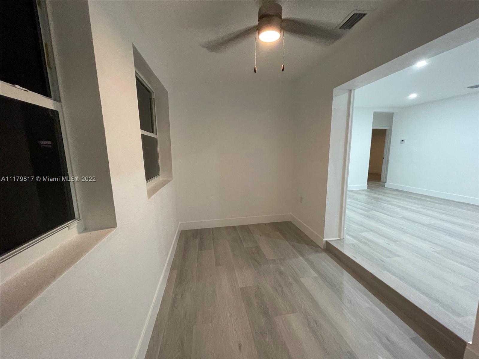 See details / 1966 sq. ft. $ 2022-03-24 0 Photo