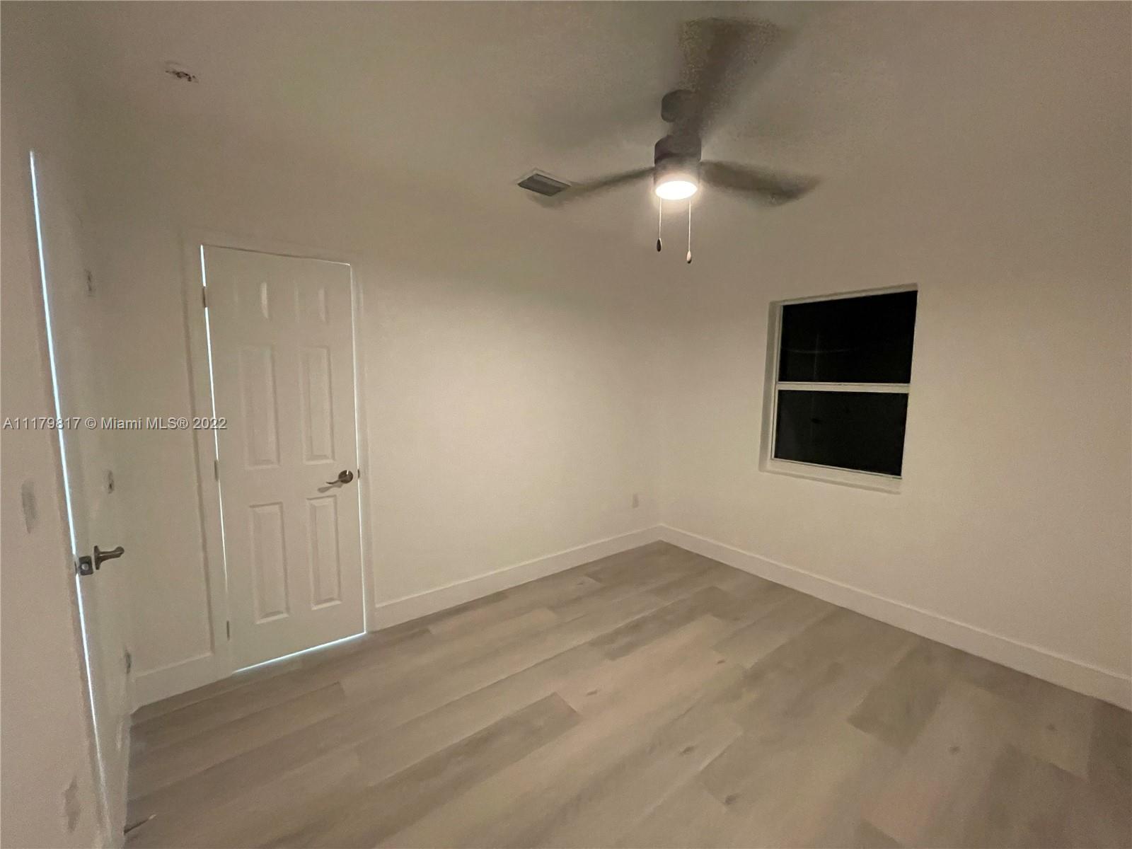 See details / 1966 sq. ft. $ 2022-03-24 0 Photo