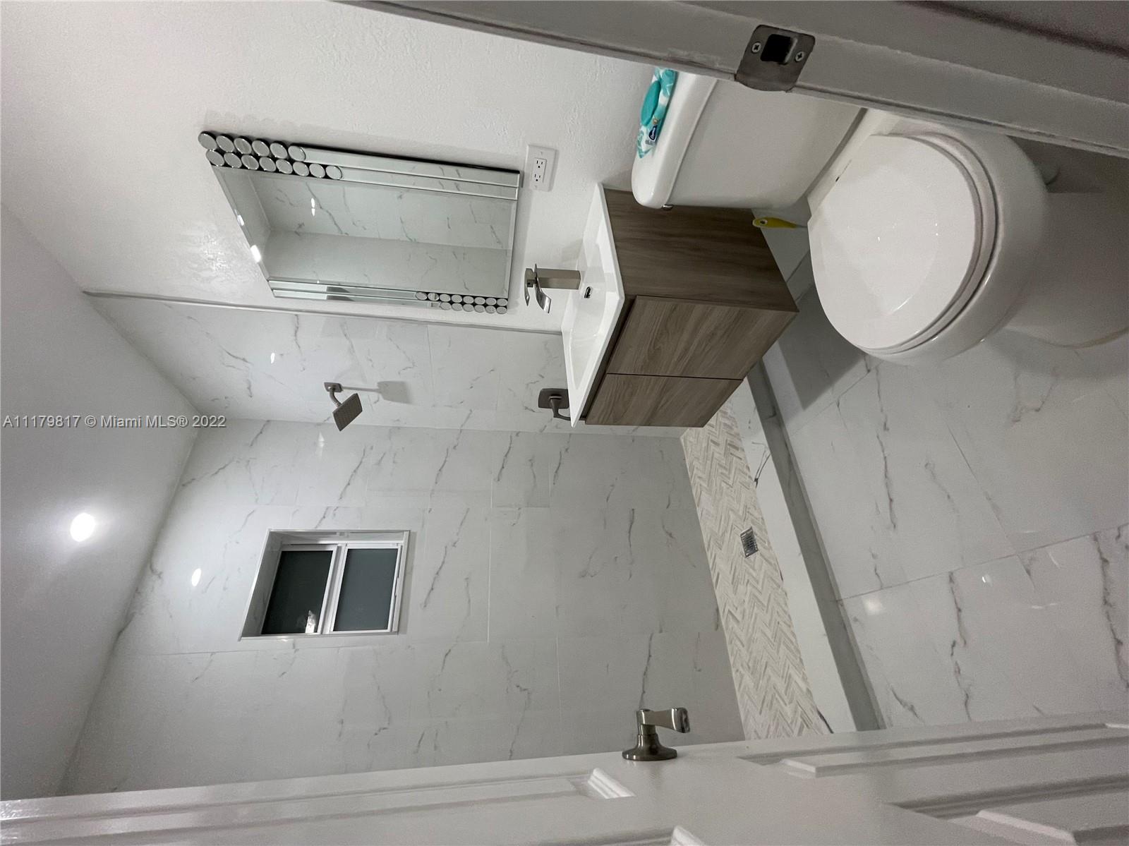 See details / 1966 sq. ft. $ 2022-03-24 0 Photo